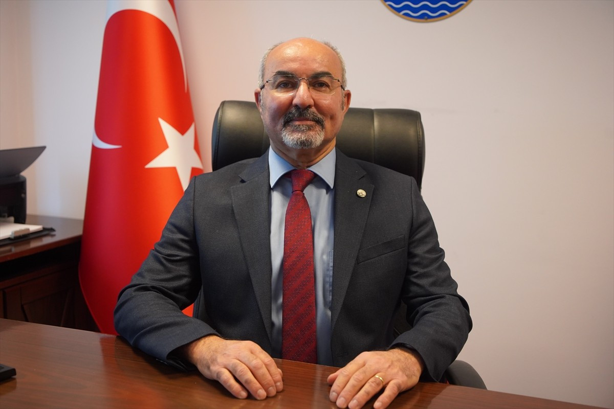 Trakya Üniversitesi Tıp Fakültesi Dekanı Prof. Dr. Sedat Üstündağ, Türkiye'de yaklaşık 33 bin...