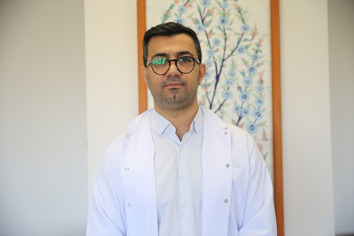 Trakya Üniversitesi Tıp Fakültesi Kardiyoloji Ana Bilim Dalı Öğretim Üyesi Doç. Dr. Murat Gök, AA...