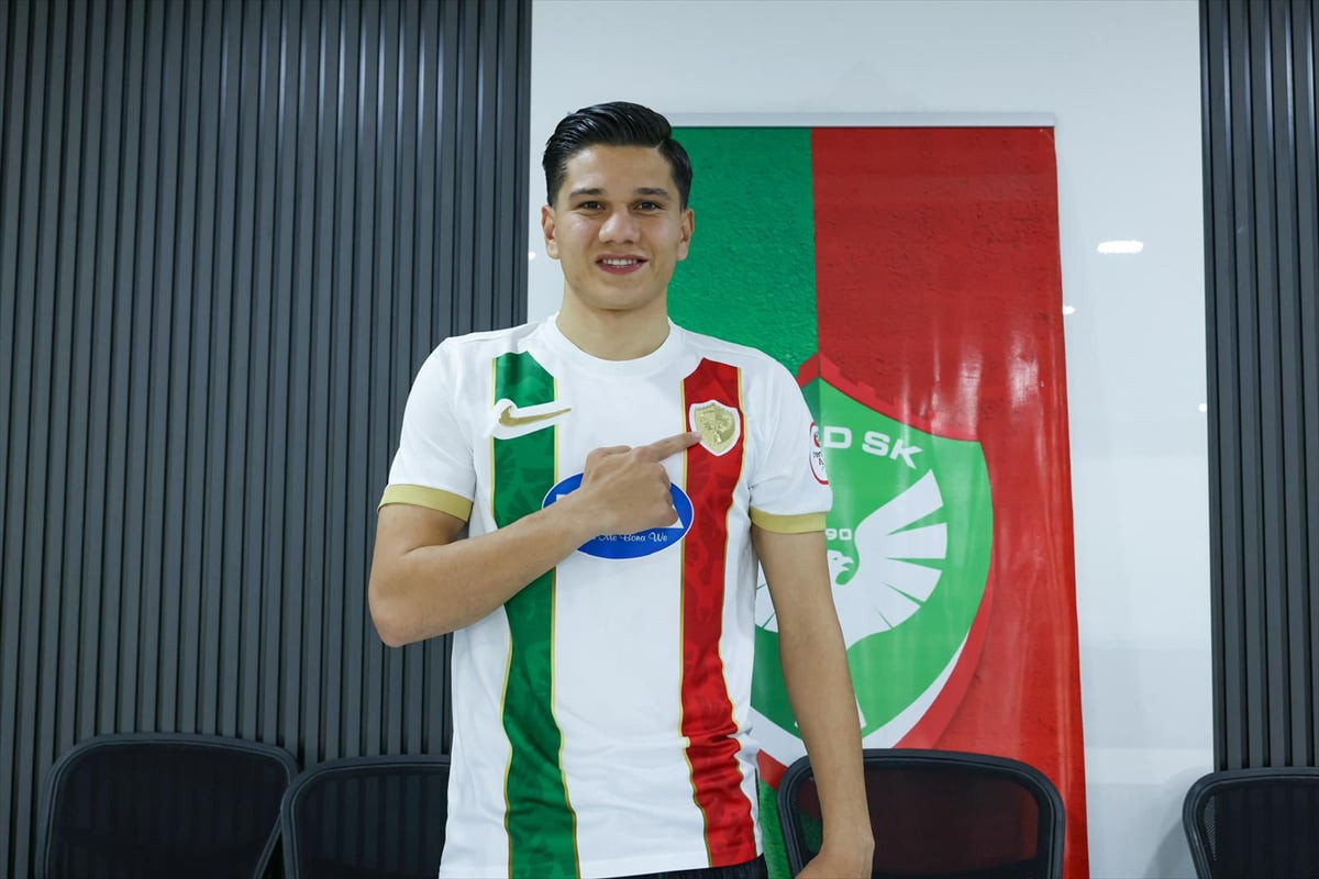 Trendyol 1. Lig ekibi Amed Sportif Faaliyetler, Trendyol Süper Lig takımı Kasımpaşa'dan Atakan...