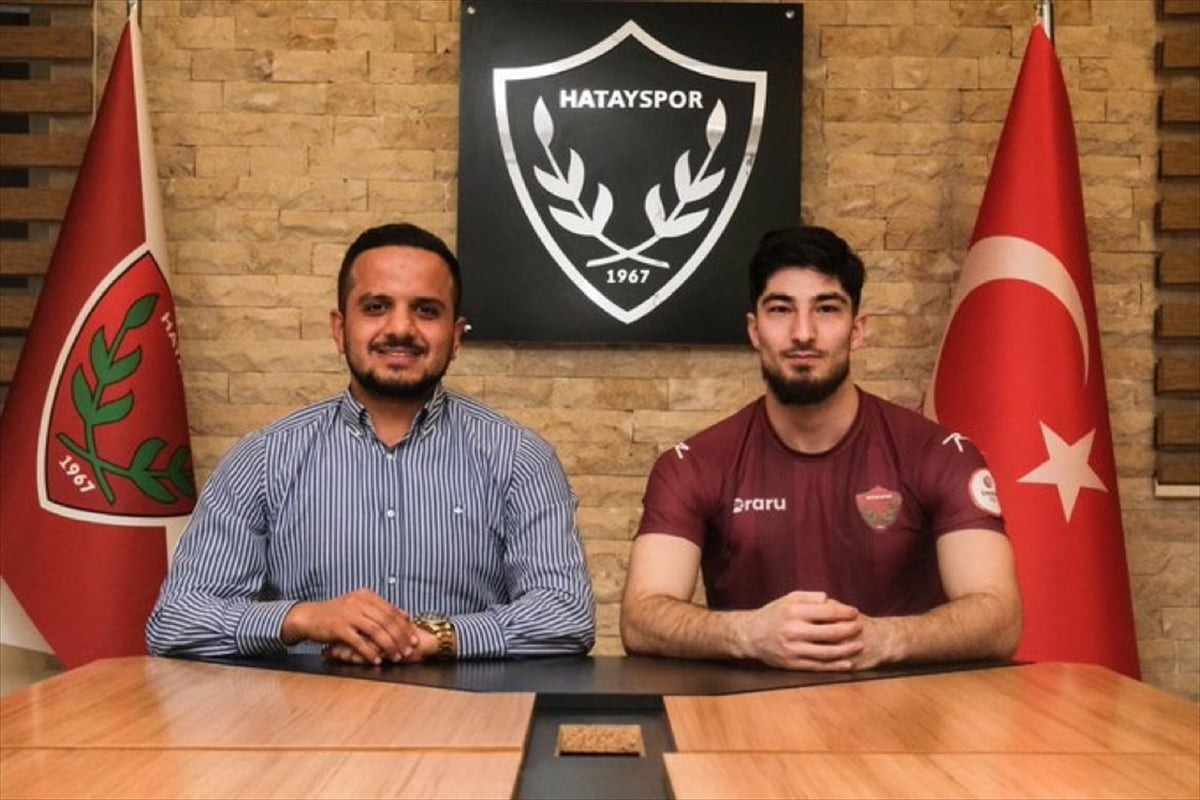Trendyol 1. Lig ekiplerinden Atakaş Hatayspor, 24 yaşındaki sol kanat oyuncusu Ensar Arslan'ı...