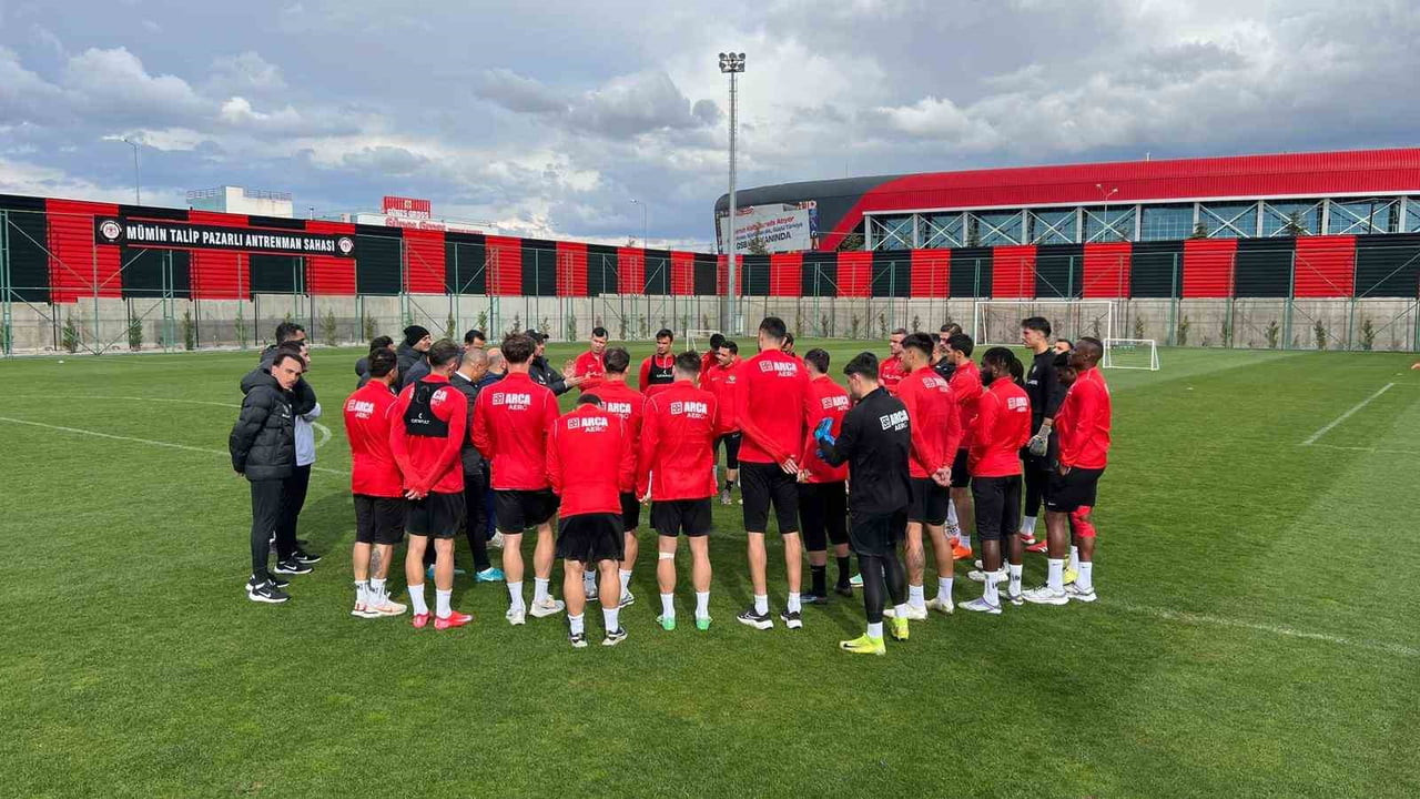 TRENDYOL 1. LİG EKİPLERİNDEN ÇORUM FK, BODRUMSPOR MAÇI HAZIRLIKLARINA BAŞLADI.