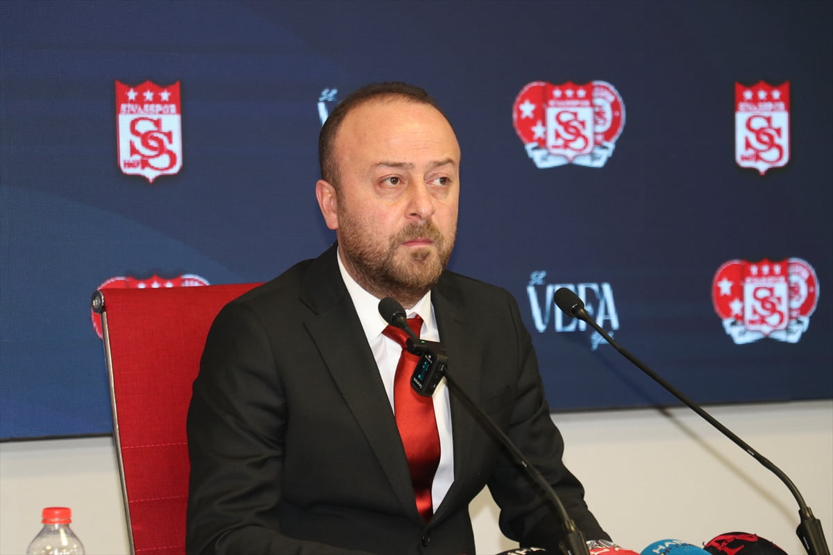 Trendyol 1. Lig ekiplerinden Özbelsan Sivasspor'un kulüp başkanı Burak Özçoban, gelecek hafta...