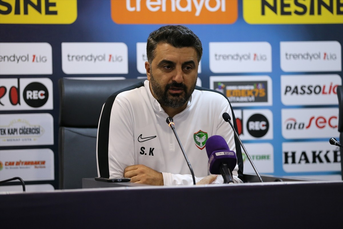 Trendyol 1. Lig'in 13. haftasında sahasında Atakaş Hatayspor'u 2-1 mağlup eden Amed Sportif...