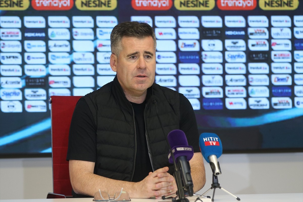 Trendyol 1. Lig'in 17. hafta müsabakasında deplasmanda Özbelsan Sivasspor ile 1-1 berabere kalan...