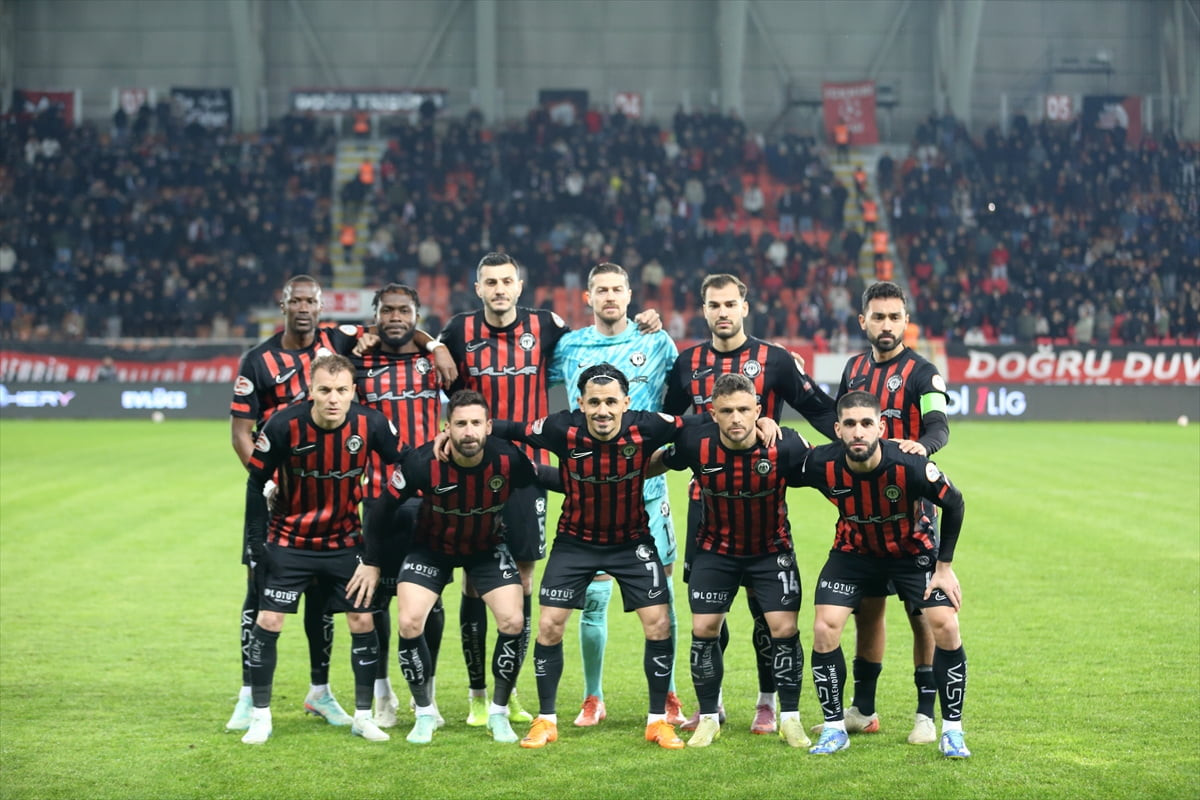 Trendyol 1. Lig'in 21. haftasında Arca Çorum FK ile Adana Demirspor, Çorum Şehir Stadı'nda...