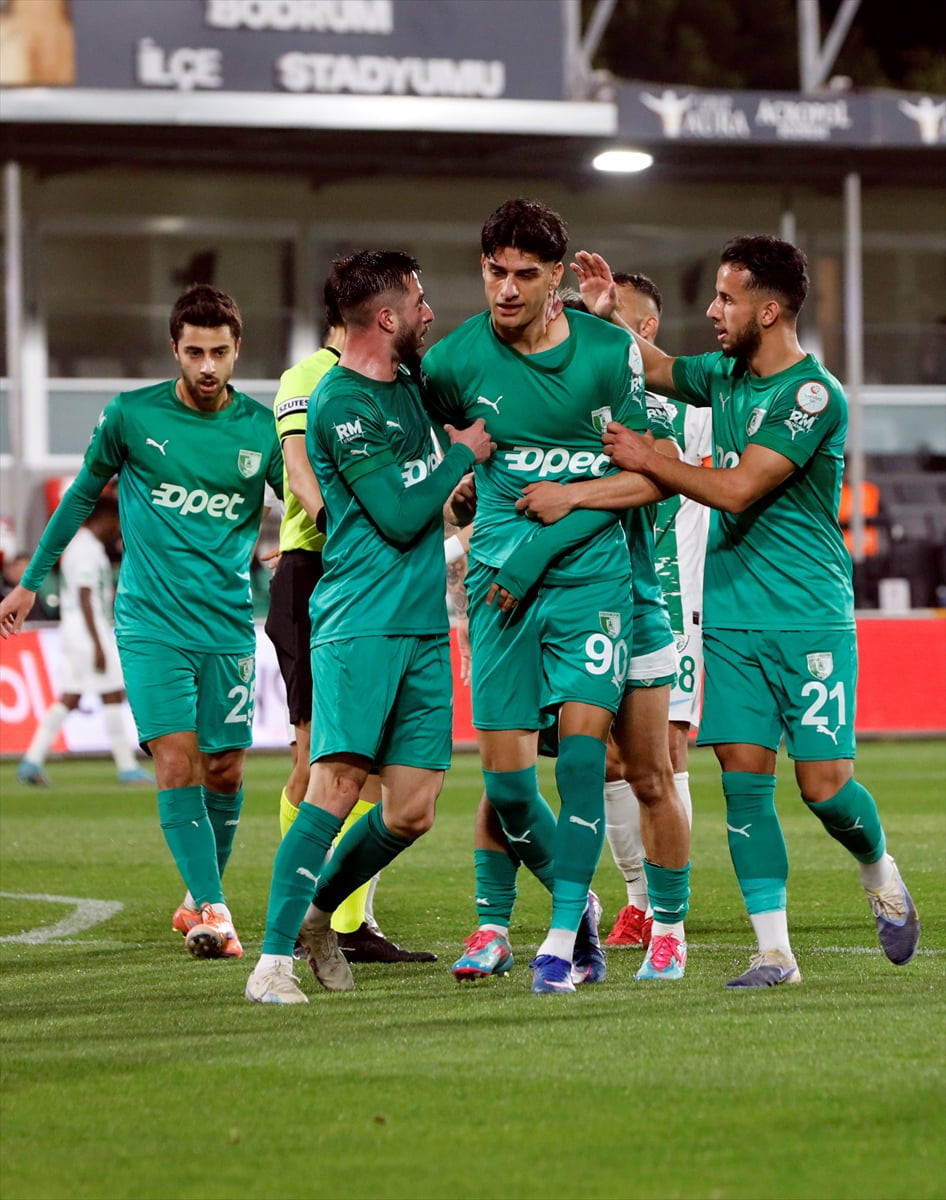 Trendyol 1. Lig'in 23. haftasında Sipay Bodrum FK ile Serikspor, Bodrum İlçe Stadyumunda...