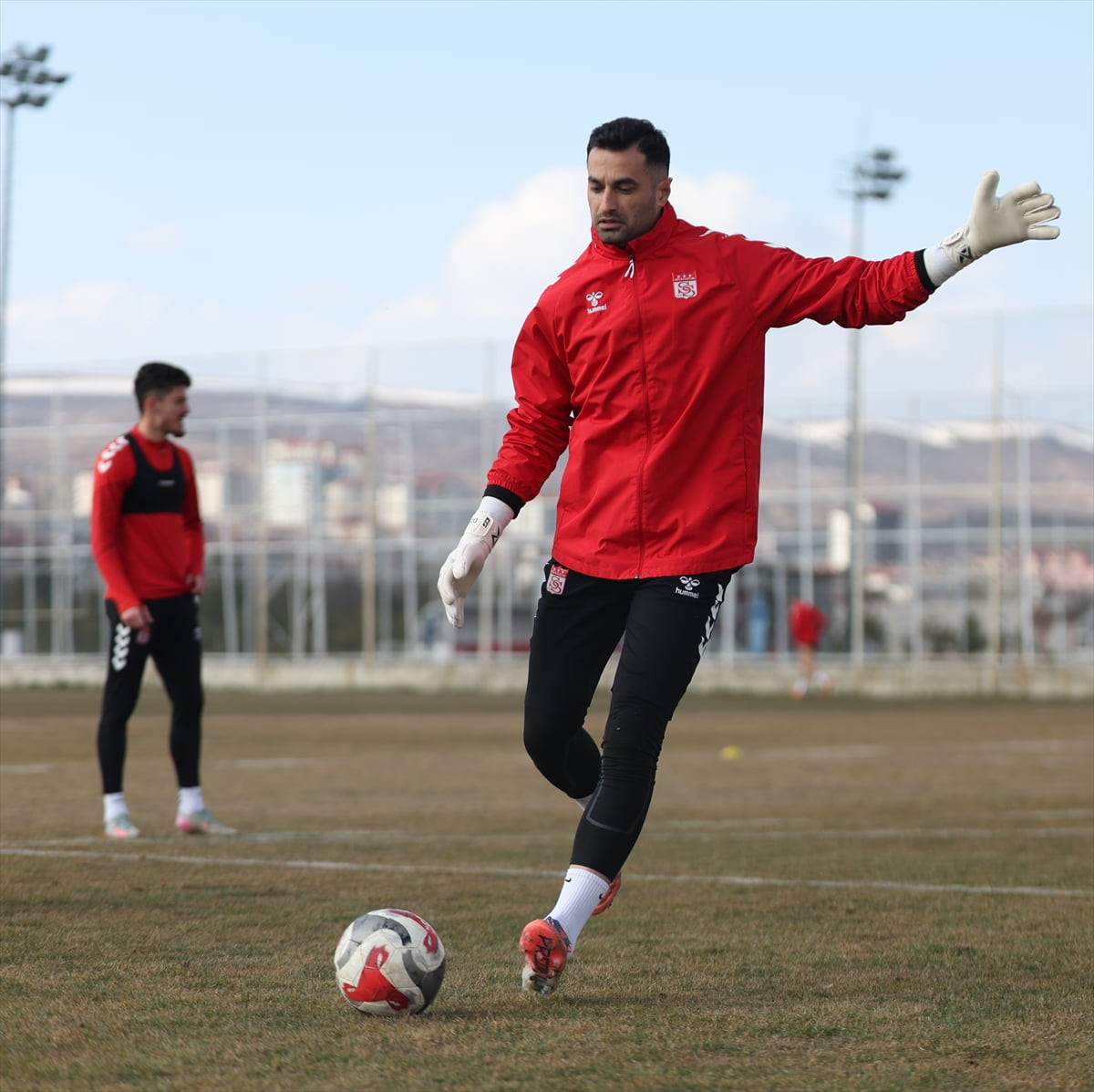 Trendyol 1. Lig'in 32. haftasında deplasmanda Manisa FK ile karşılaşacak Özbelsan Sivasspor...