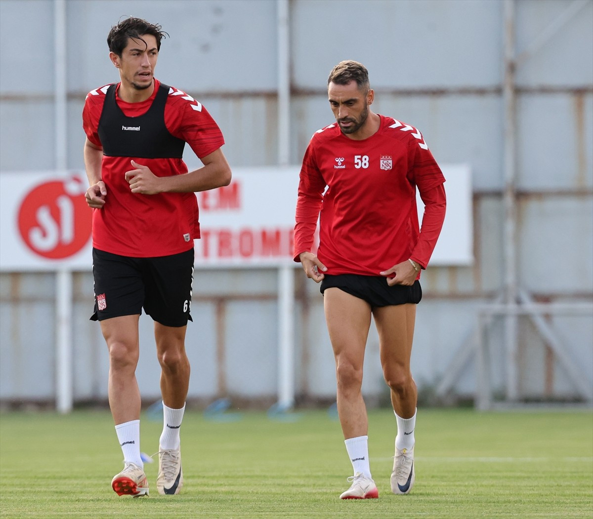 Trendyol 1. Lig'in 5. haftasında kendi sahasında SMS Grup Sarıyerspor ile karşılaşacak olan...