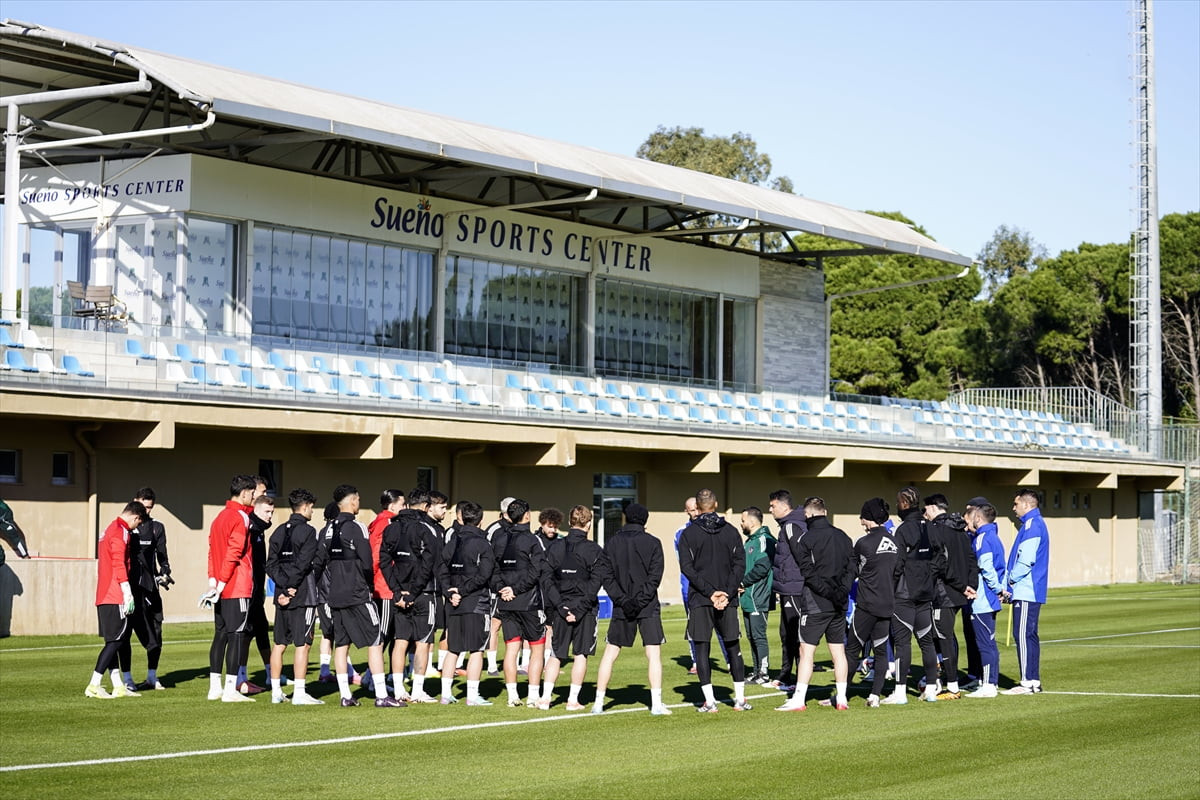 Trendyol Süper Lig ekiplerinden Gaziantep FK, 2025-2026 sezonu devre arası kamp çalışmalarına...