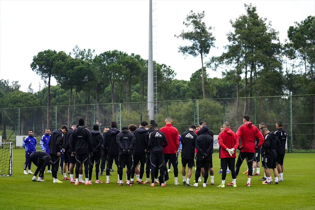 Trendyol Süper Lig ekiplerinden Gaziantep FK, Antalya'daki 2025-2026 sezonu devre arası kamp...