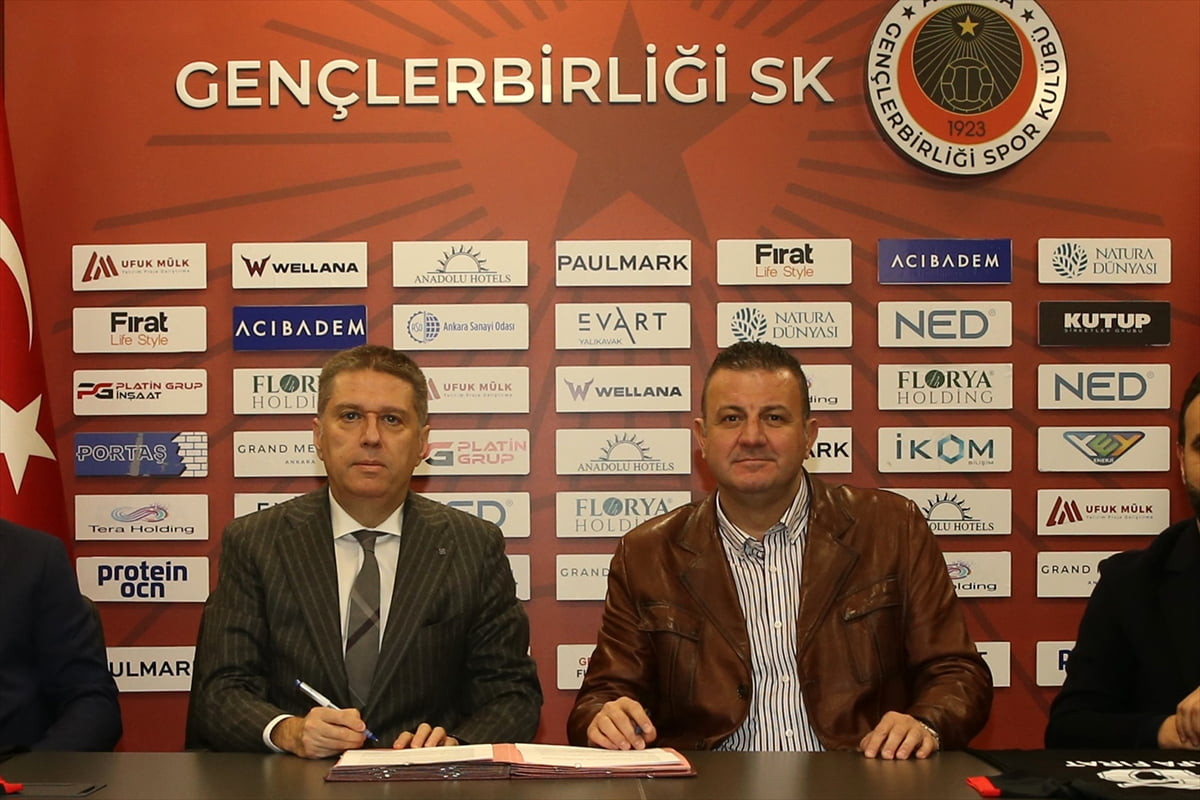 Trendyol Süper Lig ekiplerinden Gençlerbirliği, isim sponsorluğu için "Natura Dünyası" ile sezon...