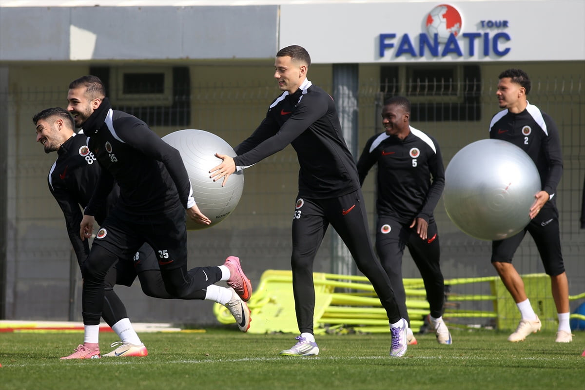 Trendyol Süper Lig ekiplerinden Gençlerbirliği, sezonun ikinci yarısı hazırlıkları kapsamında...