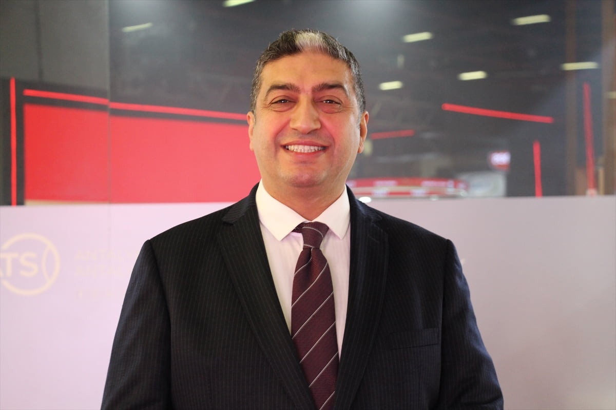 Trendyol Süper Lig'de mücadele eden Hesap.com Antalyaspor, takımın başına teknik direktör Sami...