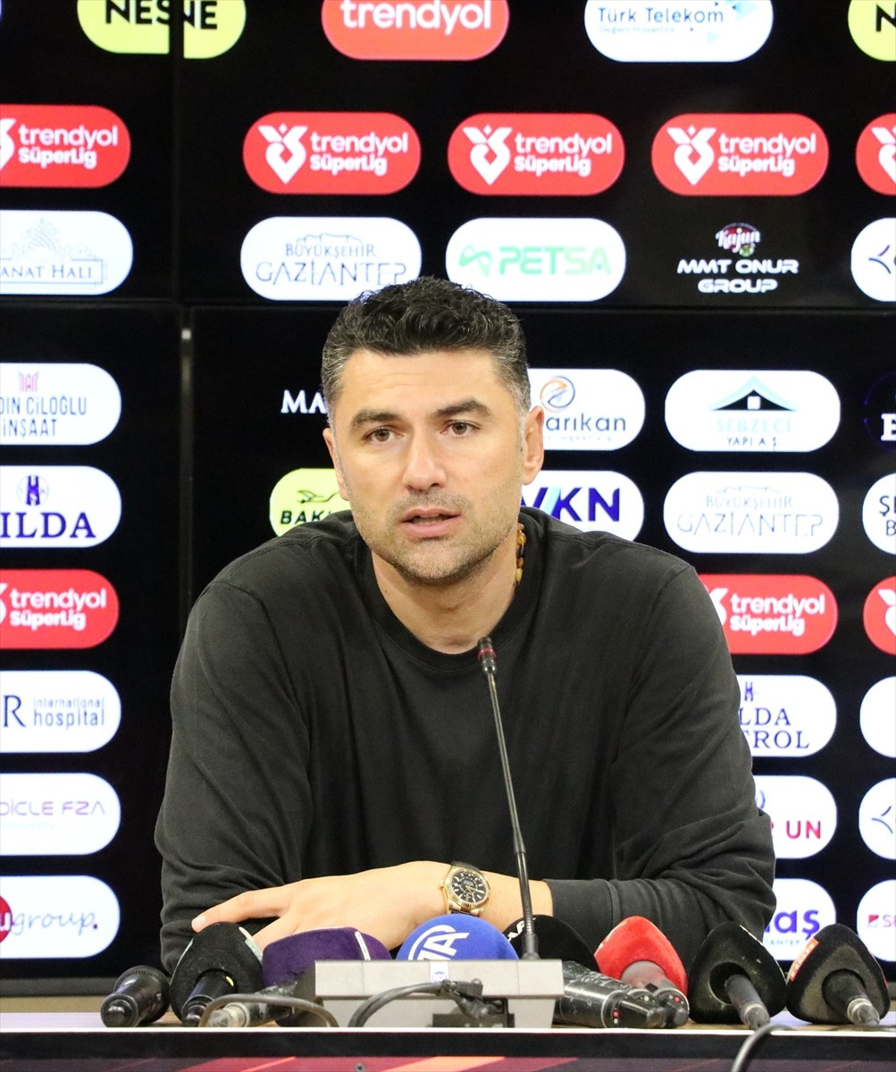 Trendyol Süper Lig'in 10. haftasında Gaziantep FK ile Fenerbahçe, Gaziantep Büyükşehir Stadı’nda...