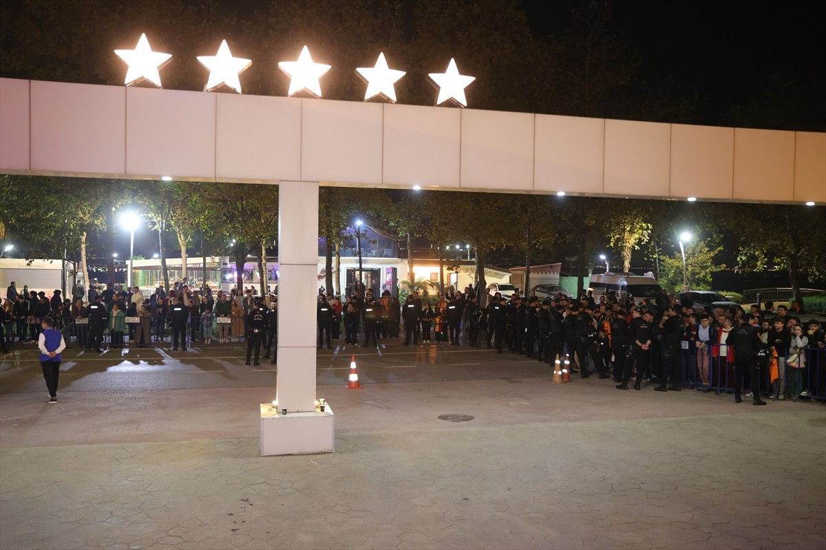 Trendyol Süper Lig'in 12. haftasında Kocaelispor ile karşılaşacak Galatasaray, Kocaeli'ye...