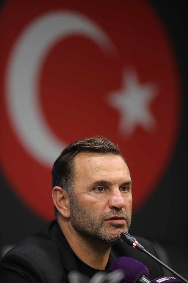 Trendyol Süper Lig'in 12. haftasında Kocaelispor'a deplasmanda 1-0 yenilen Galatasaray'ın teknik...