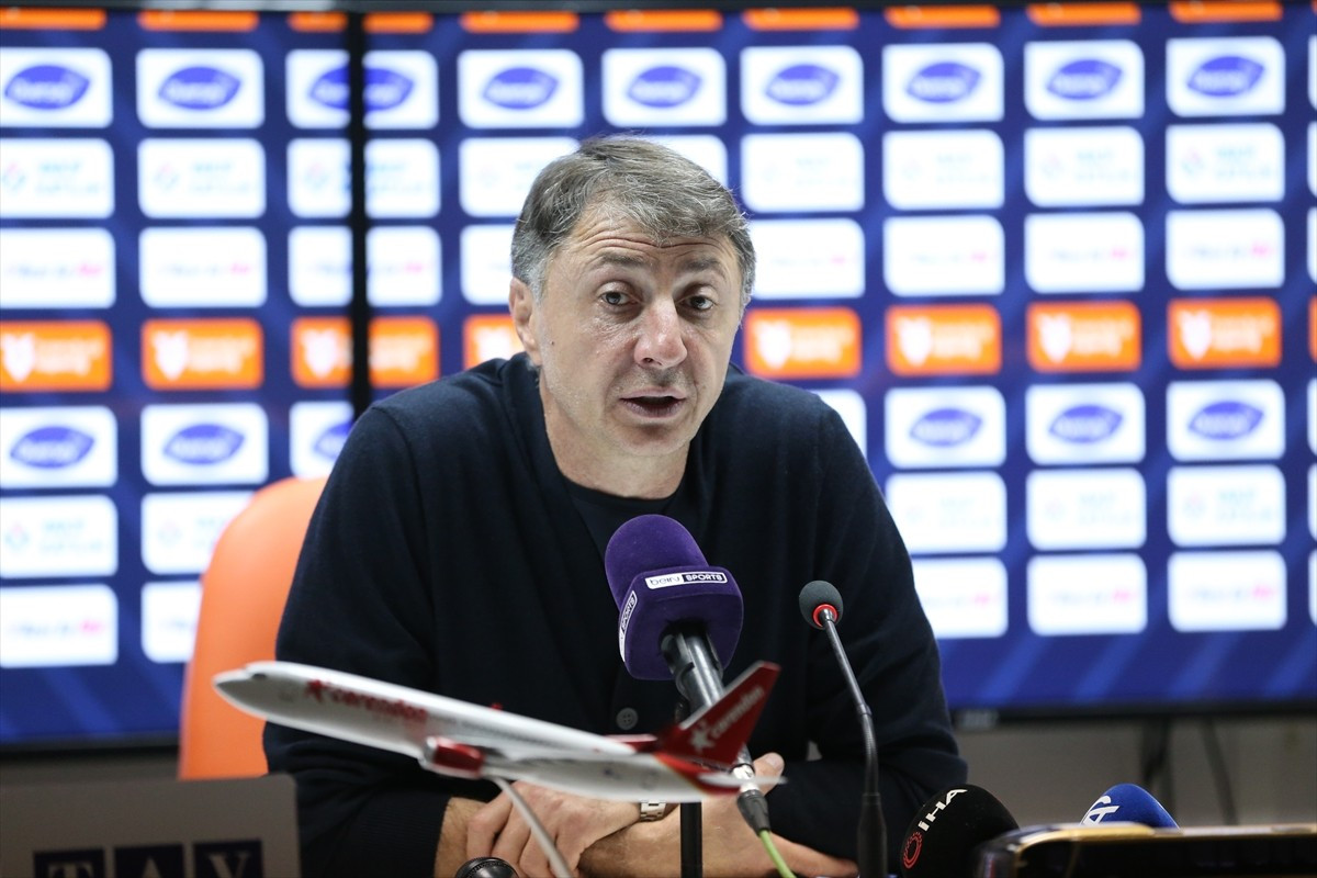 Trendyol Süper Lig'in 13. haftasında Corendon Alanyaspor ile Kasımpaşa Alanya Oba Stadı'nda...