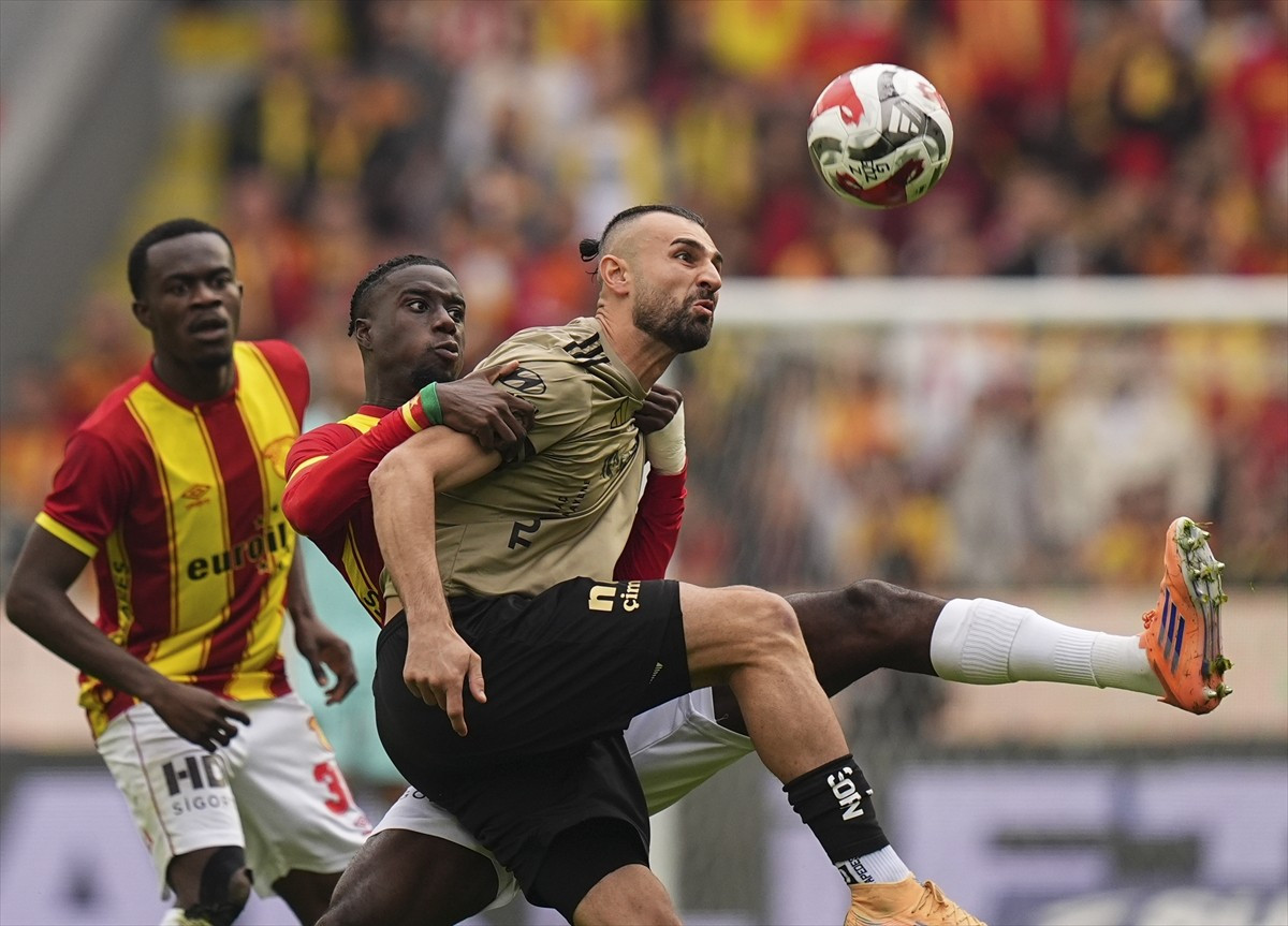 Trendyol Süper Lig'in 13. haftasında Göztepe ile Kocaelispor, İzmir Gürsel Aksel Stadı'nda...