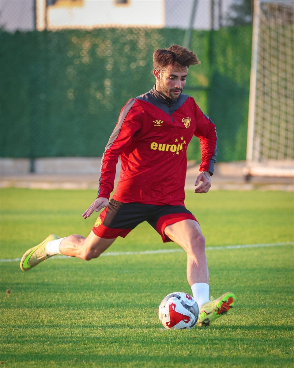 Trendyol Süper Lig'in 13. haftasında Kocaelispor'u konuk edecek Göztepe, maçın hazırlıklarını...