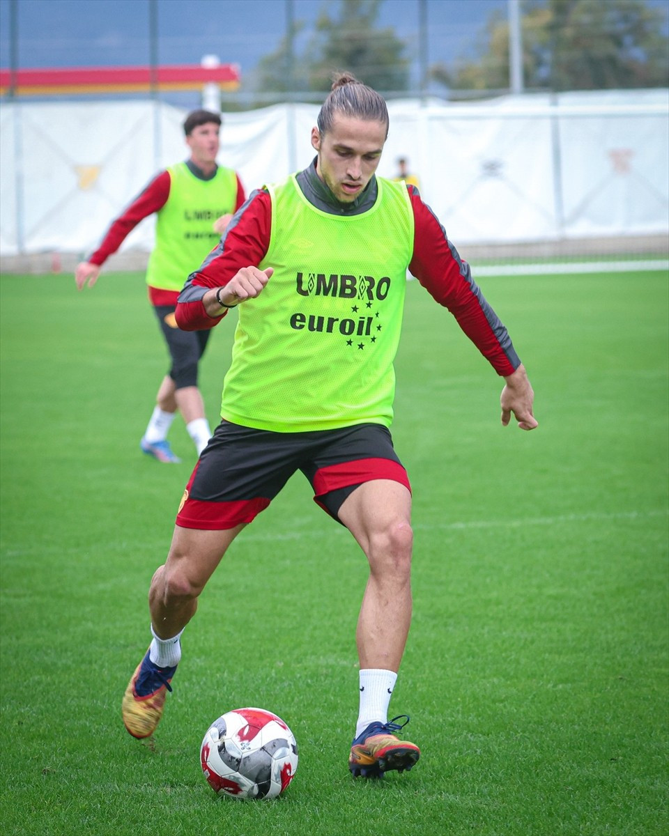 Trendyol Süper Lig'in 14. haftasında Hesap.com Antalyaspor'a konuk olacak Göztepe, maçın...