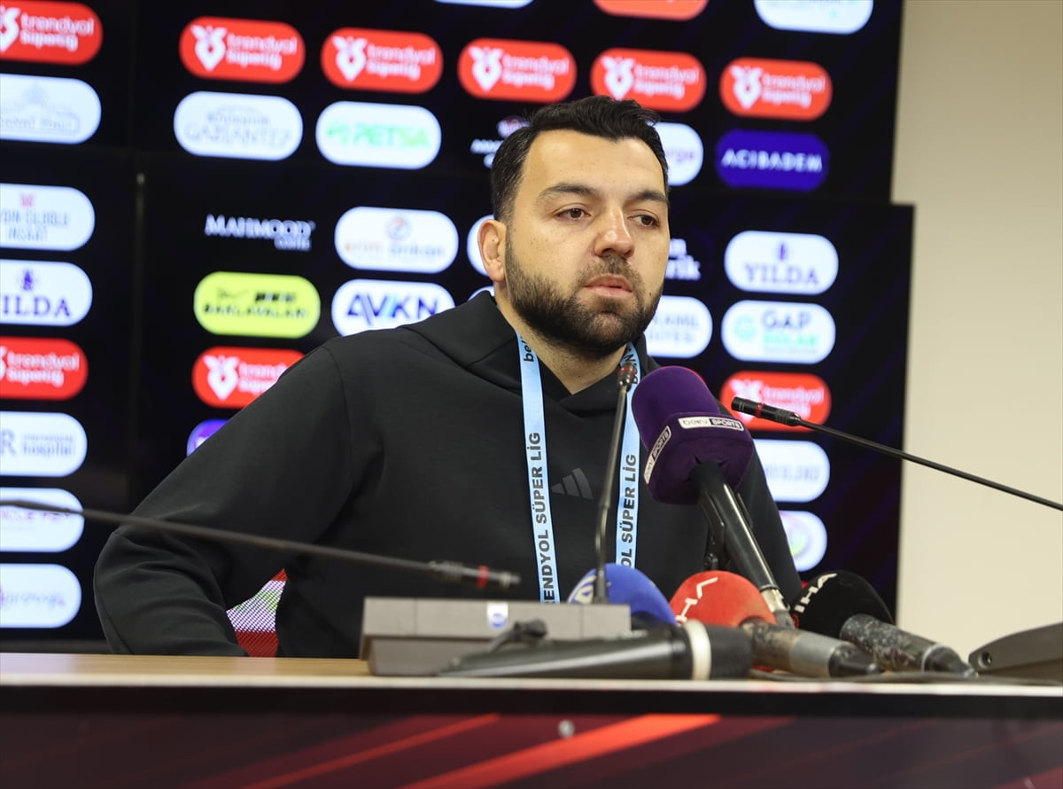 Trendyol Süper Lig'in 19. haftasında konuk ettiği Konyaspor ile 1-1 berabere kalan Gaziantep...