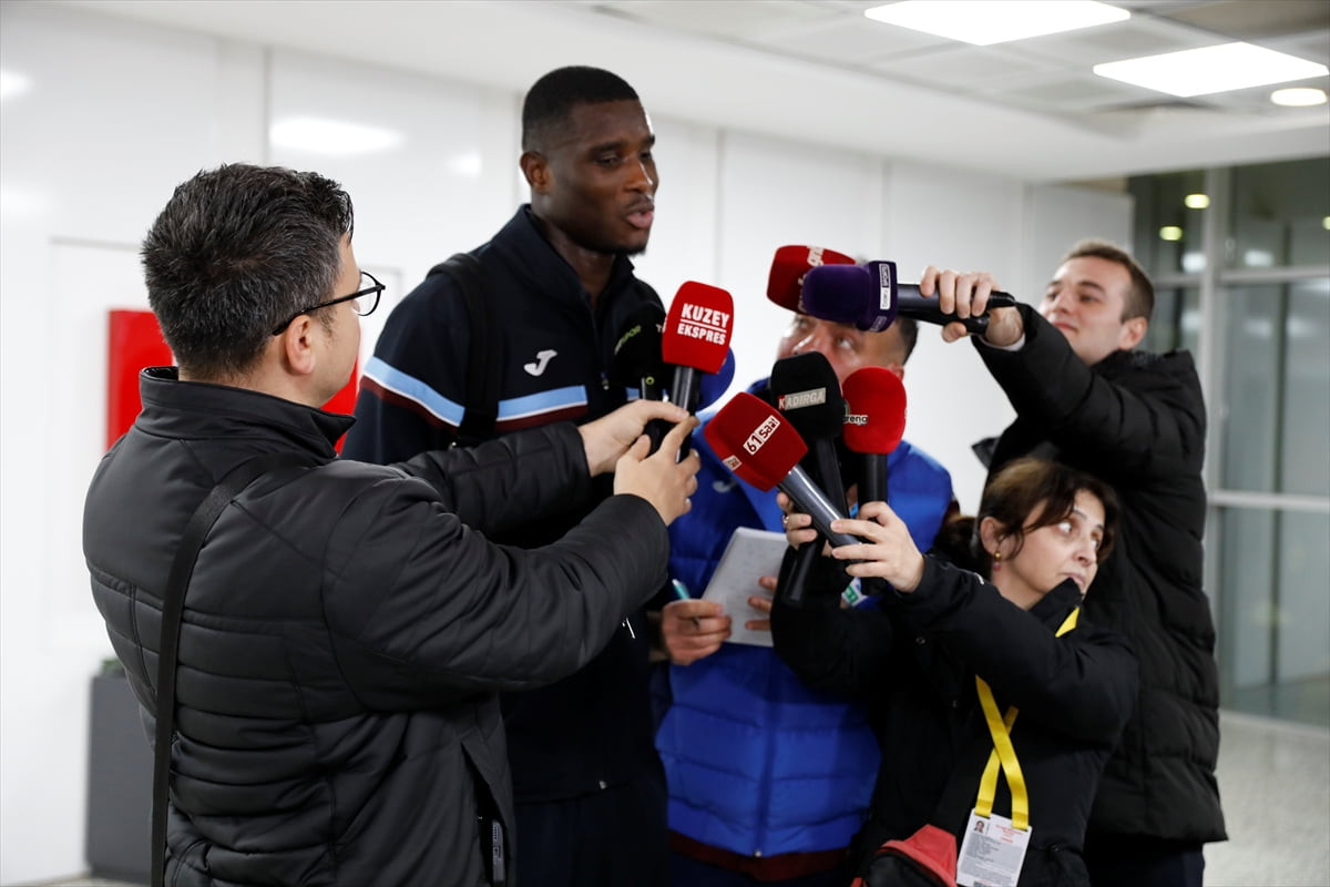 Trendyol Süper Lig'in 21. haftasında deplasmanda Samsunspor'u 3-0 yenen Trabzonspor'da Nijeryalı...