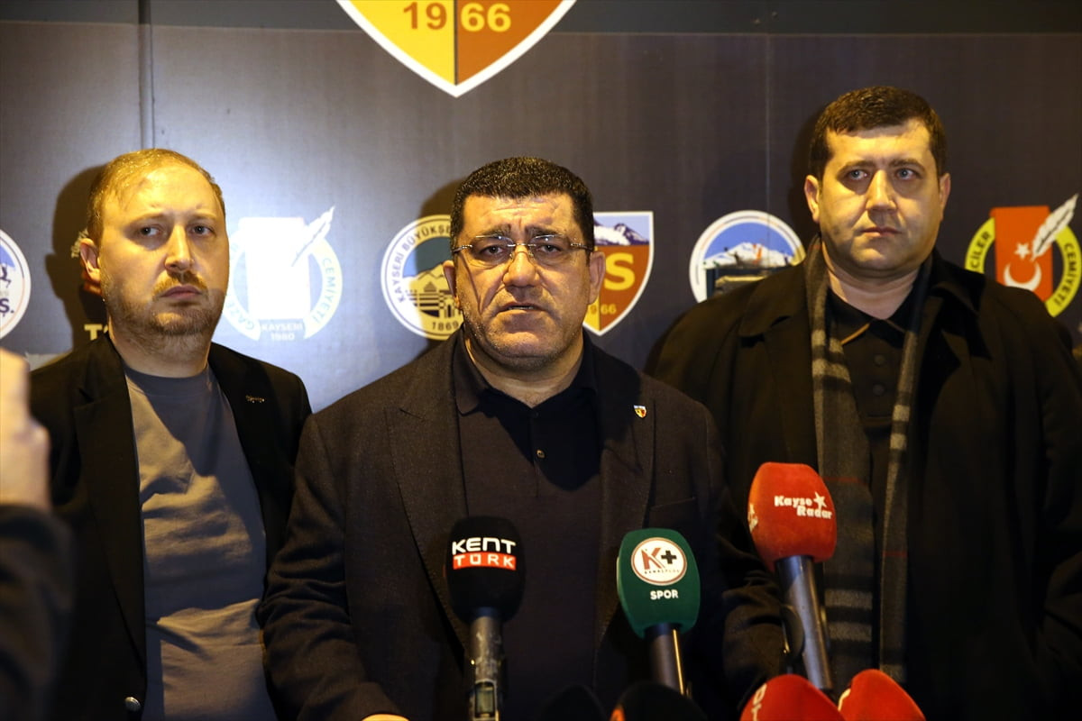 Trendyol Süper Lig'in 21. haftasında sahasında Kocaelispor'a 2-1 yenilen Zecorner Kayserispor'da...