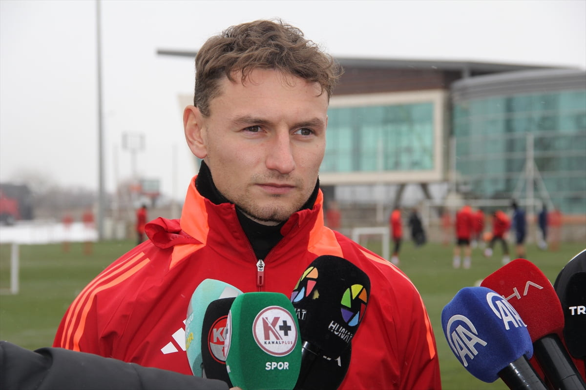 Trendyol Süper Lig'in 24. haftasında deplasmanda Natura Dünyası Gençlerbirliği ile karşılaşacak...