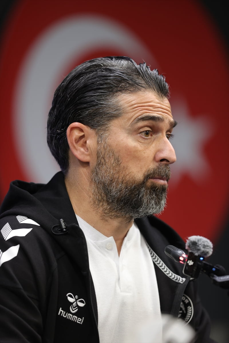 Trendyol Süper Lig'in 26. haftasında deplasmanda Kocaelispor’u 2-1 mağlup eden TÜMOSAN...