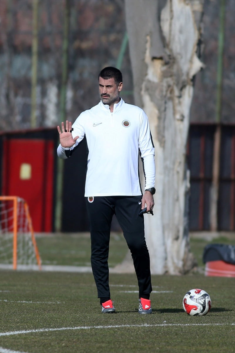 Trendyol Süper Lig'in 26. haftasında sahasında Beşiktaş’ı konuk edecek Gençlerbirliği...