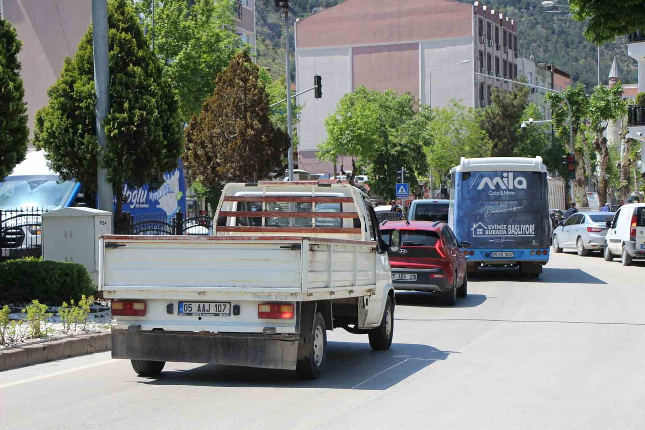 TÜİK SAMSUN BÖLGE MÜDÜRLÜĞÜ 2026 YILI NİSAN AYI MOTORLU KARA TAŞITLARI İSTATİSTİKLERİNDEN AMASYA...