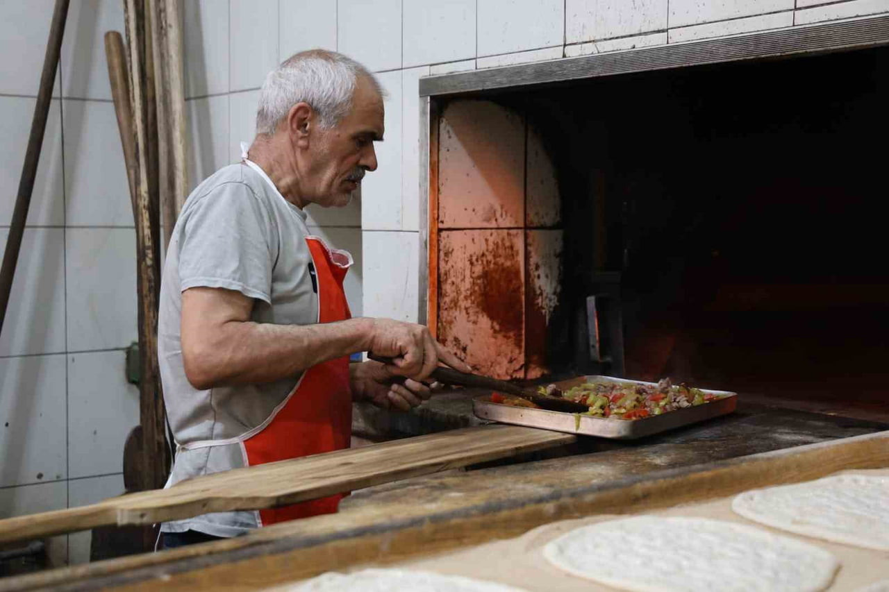 TÜM TÜRKİYE'Yİ ETKİSİ ALTINA ALAN SICAK HAVA DALGASI ELAZIĞ'DA DA ETKİSİNİ SÜRDÜRMEYE DEVAM...