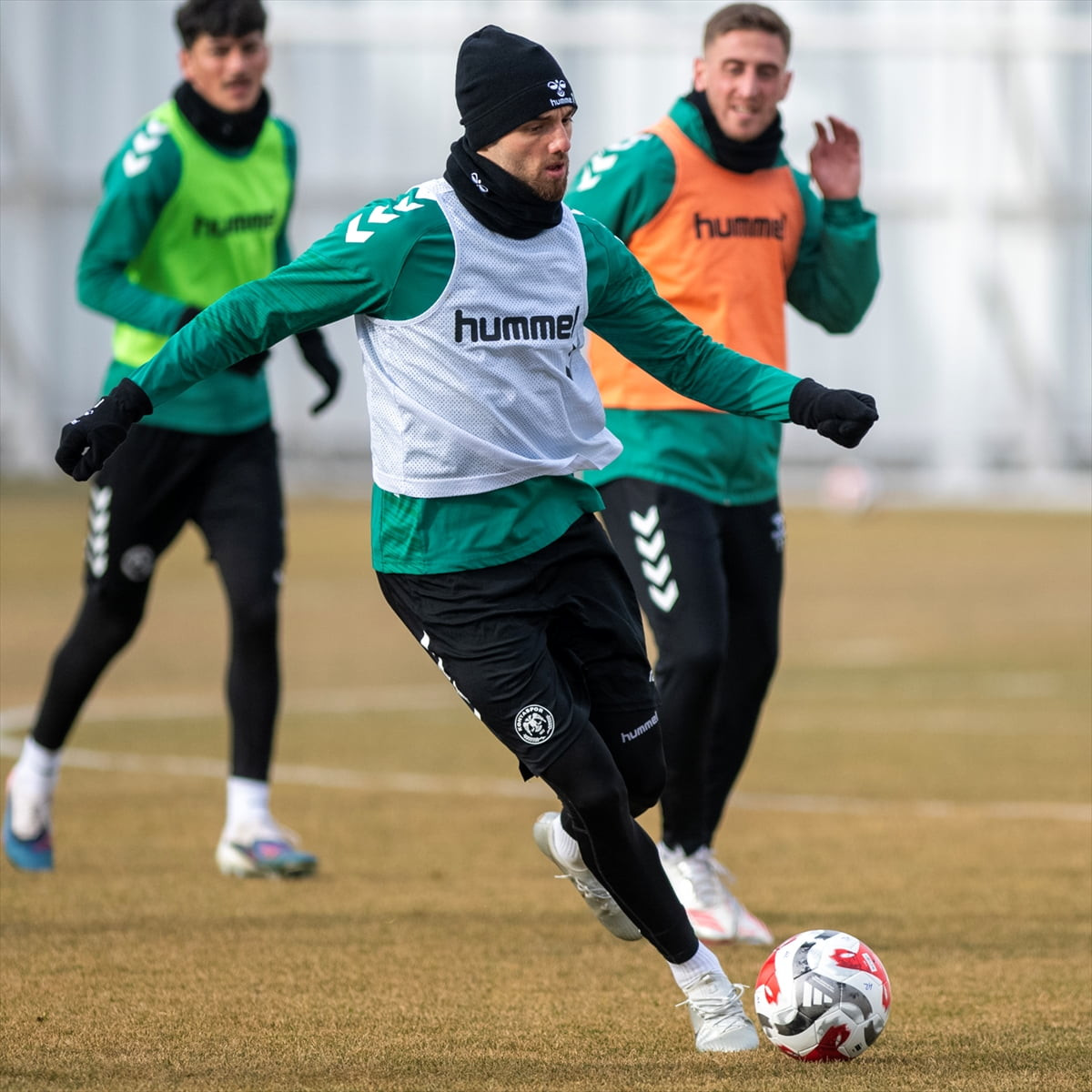 TÜMOSAN Konyaspor, Trendyol Süper Lig'in 20. haftasında deplasmanda oynayacağı Beşiktaş maçının...