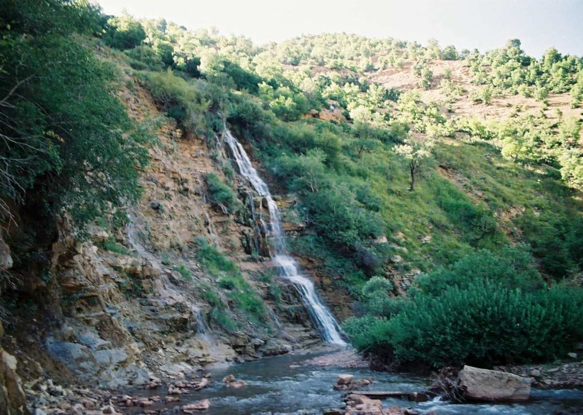 Tunceli Dereova Şelalesi