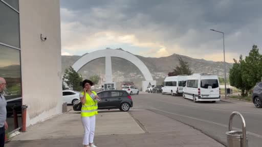 Tunceli Devlet Hastanesi'nde deprem tatbikatı gerçeğini aratmadı