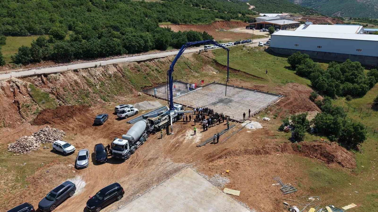 TUNCELİ ORGANİZE SANAYİ BÖLGESİNDE, 30 MİLYON LİRA DEĞERİNDE AHŞAP İŞLEME VE KATMA DEĞERLİ ÜRÜNLER...