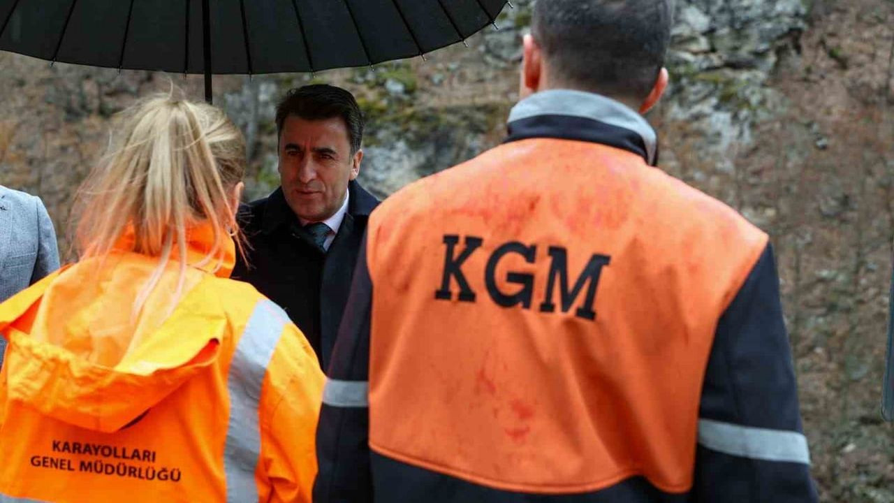 Tunceli-Ovacık Yolunda Güvenlik İçin Genişletme Çalışmaları