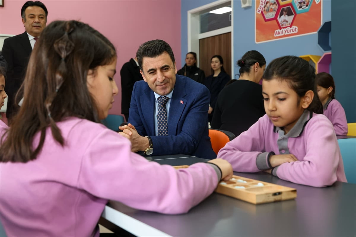 Tunceli'de öğrencilerin zihinsel becerilerinin desteklenmesi için tüm ilkokul ve ortaokullarda...