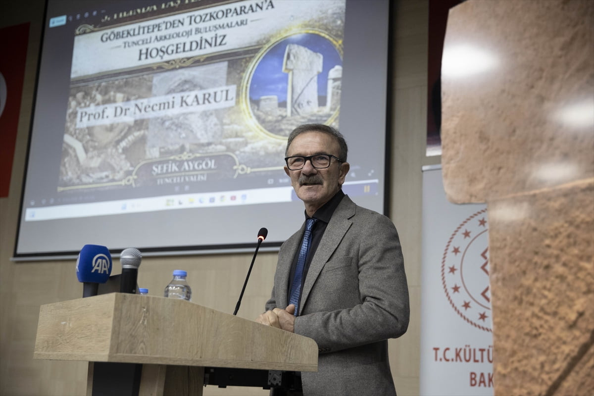 Tunceli'de "5. Yılında Taş Tepeler Projesi Göbeklitepe-Karahantepe" konferansı Hüseyin Güntaş...