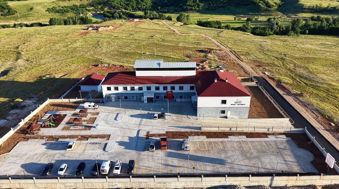 TUNCELİ’NİN OVACIK İLÇESİNDE YAPIMI TAMAMLANAN 10 YATAKLI İLÇE DEVLET HASTANESİ, TOPLUM SAĞLIĞI...