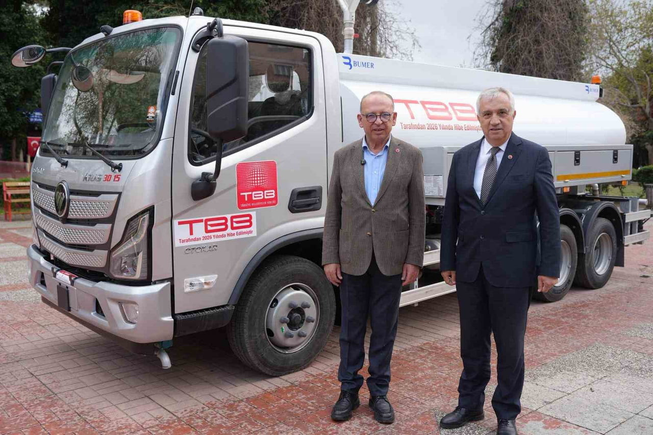 TURGUTLU BELEDİYE BAŞKANI ÇETİN AKIN, TÜRKİYE BELEDİYELER BİRLİĞİ (TBB) TARAFINDAN HİBE EDİLEN...