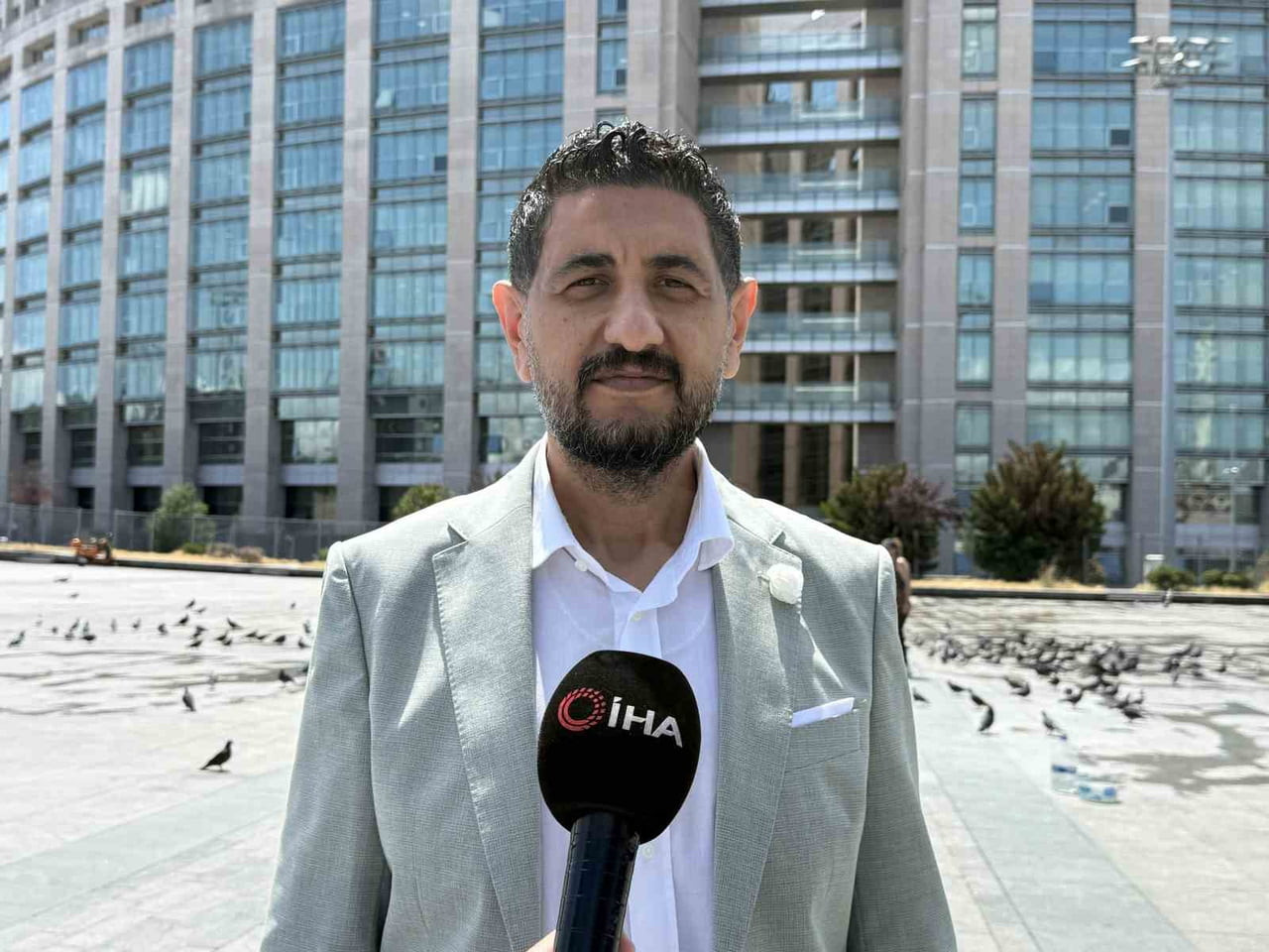 TURİZMCİ İŞ ADAMI YAKUP TOPRAK, YAPACAĞI OTELİN RUHSATI İÇİN İZMİR MENDERES BELEDİYESİ TARAFINDAN...