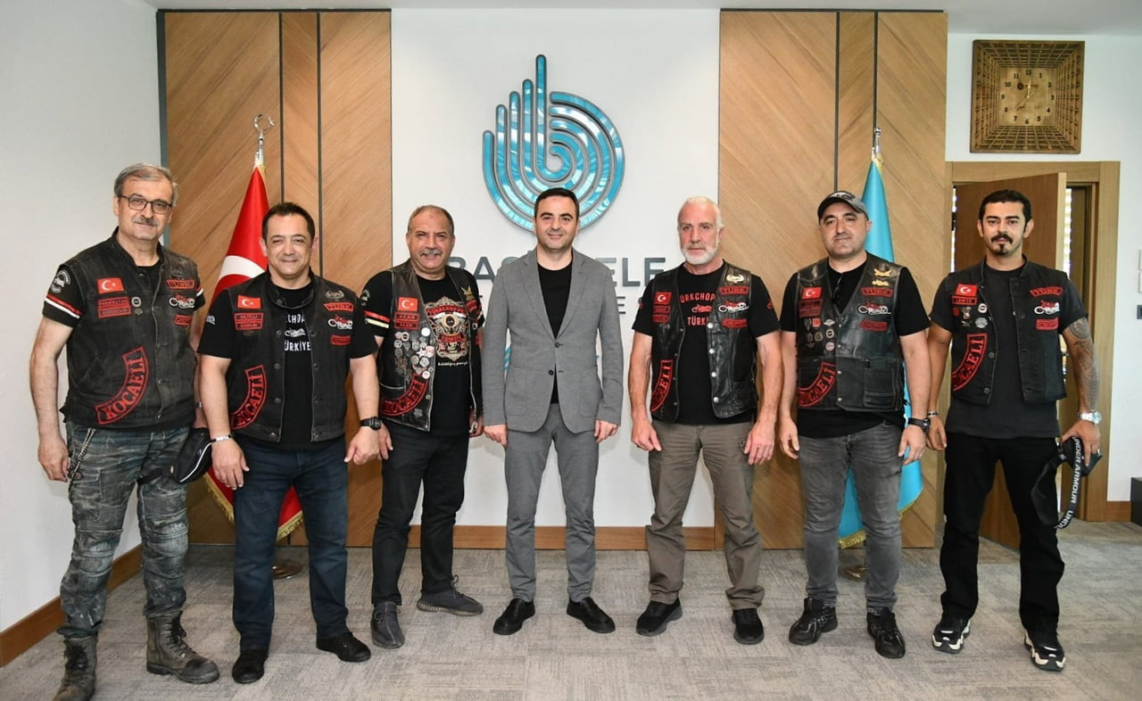 TÜRK CHOPPER MOTOSİKLET KULÜBÜ KOCAELİ ŞUBESİ HEYETİ, BAŞİSKELE BELEDİYE BAŞKANI YASİN ÖZLÜ İLE...