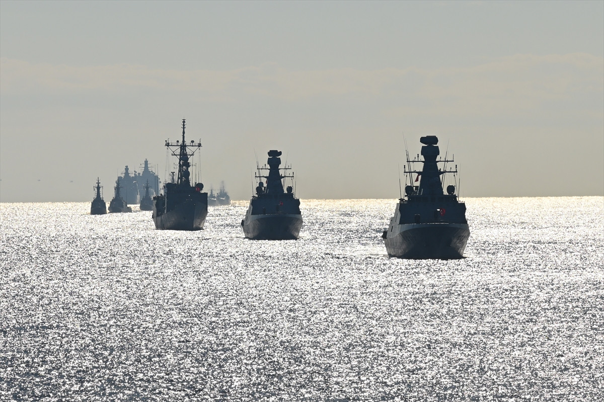 Türk Deniz Kuvvetlerinin ev sahipliğinde gerçekleştirilen Doğu Akdeniz 2025 Davet Tatbikatı...