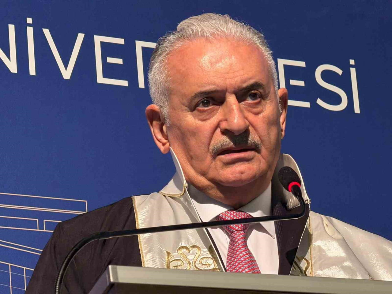 TÜRK DEVLETLERİ TEŞKİLATI AKSAKALLAR KONSEYİ BAŞKANI BİNALİ YILDIRIM İLE TBMM ESKİ BAŞKANI İSMET...