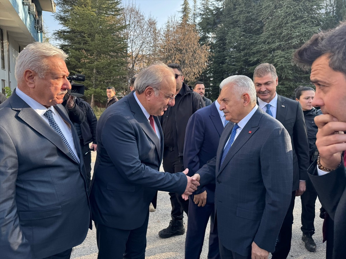 Türk Devletleri Teşkilatı (TDT) Aksakallar Konseyi Başkanı Binali Yıldırım, Tunceli Valiliğine...