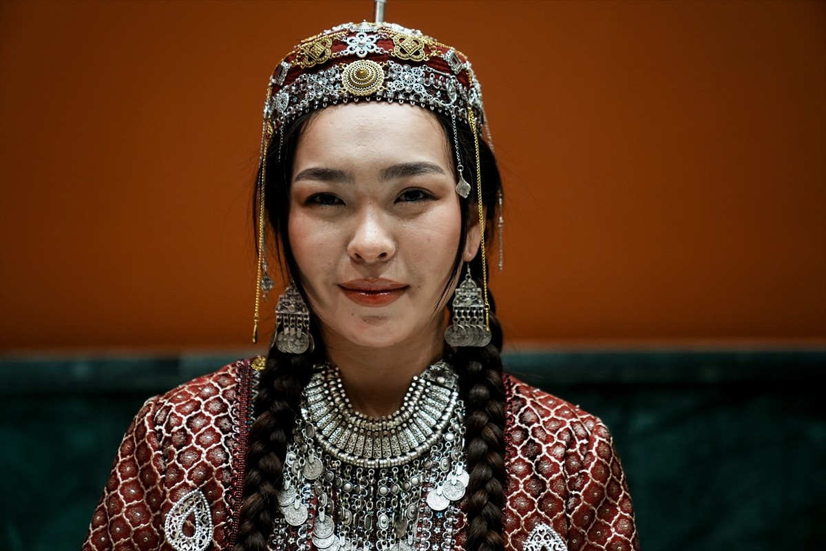 Türk Dünyası Gençlik Vakfınca (TDGV), Cumhurbaşkanlığı Külliyesi Millet Kütüphanesi Konferans...