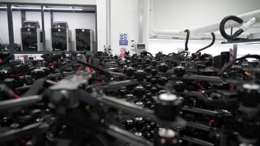 Türk firma, düşman İHA'larını avlayacak "avcı dron" geliştirdi