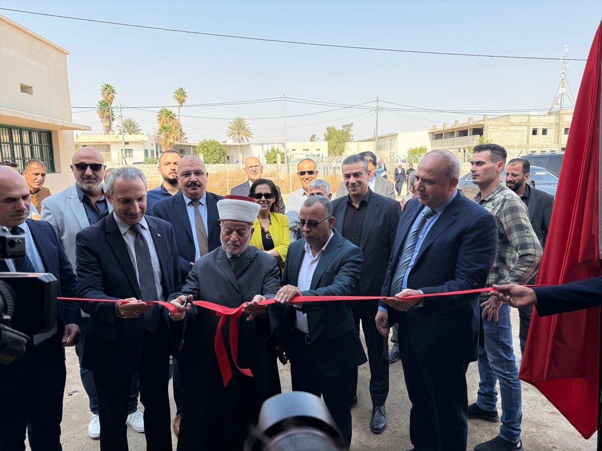 Türk İşbirliği ve Koordinasyon Ajansı Başkanlığının (TİKA) desteğiyle işgal altındaki Batı...