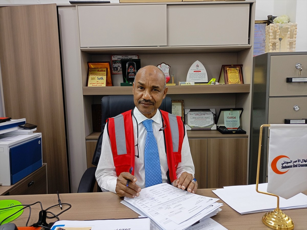 Türk Kızılay, Sudan Kızılay işbirliğinde, dünyanın en büyük yerinden edilme krizine yol açan...